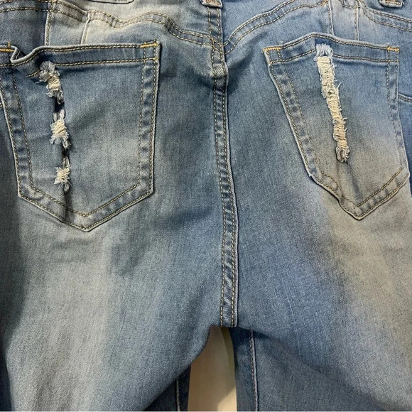 Blue Republic Womens Distressed Skinny Blue Jeans Size 17 RN 143247 - Picture 16 of 17